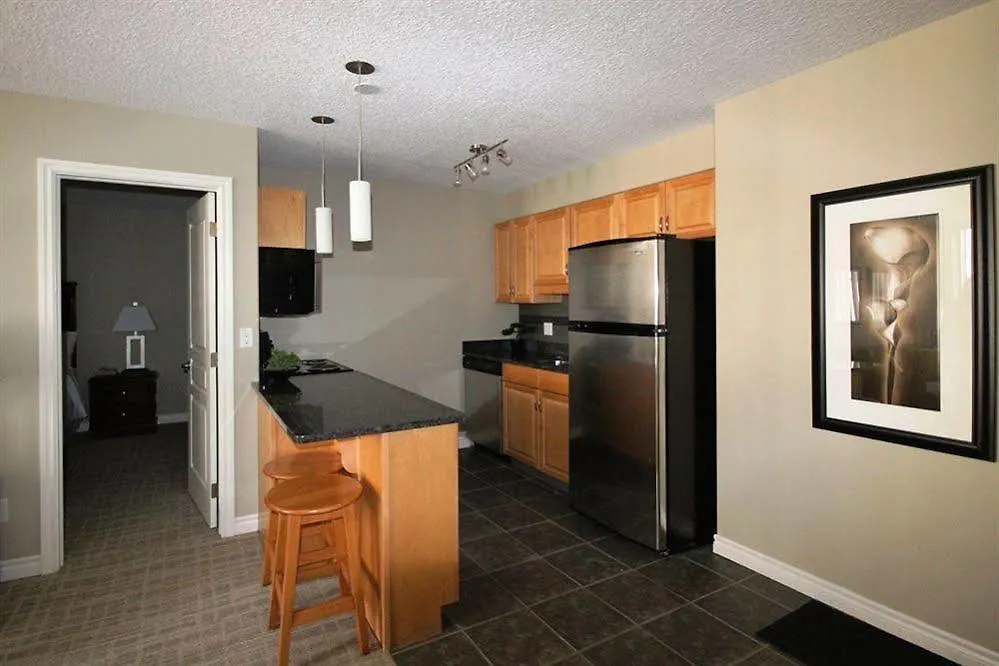 Canterra Suites Hotel Edmonton