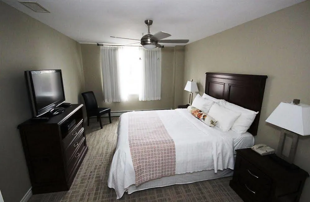 Canterra Suites Hotel Edmonton 3*,  Canada